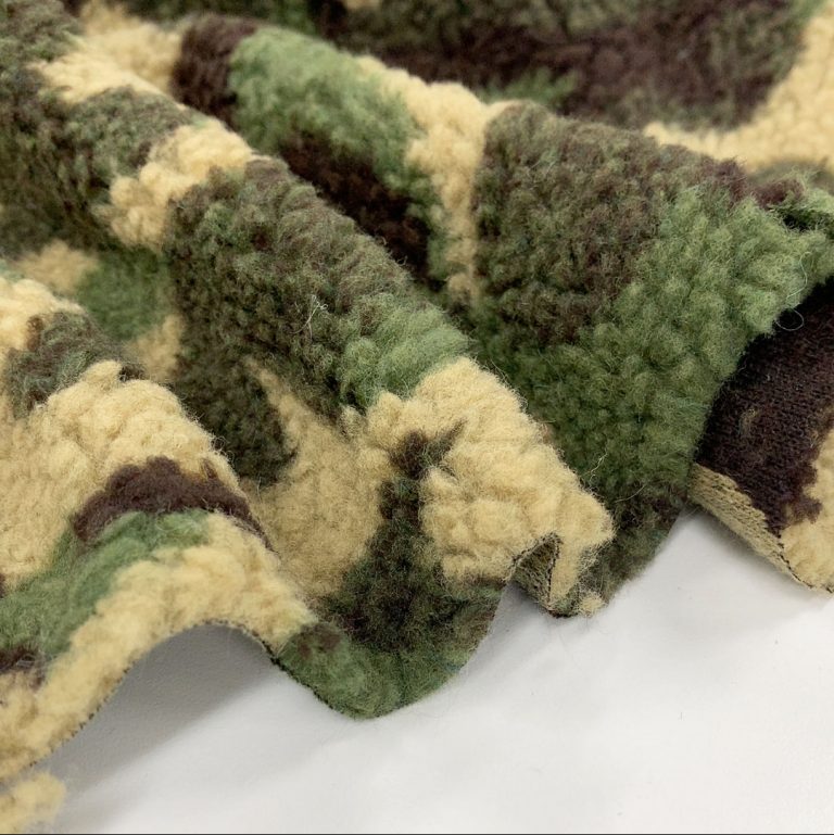 100% Polyester Camouflage Printed Sherpa Fabric
